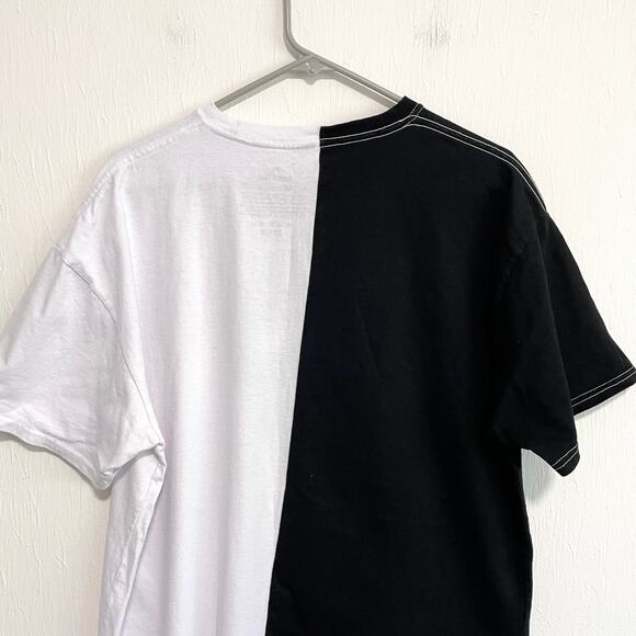 Scream Ghostface Mens Crew Neck T-Shirt Size XL Black White Split Face Halloween - Picture 10 of 11